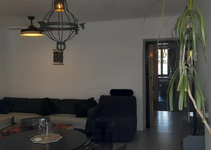 Mediterranien Terrace Daire *