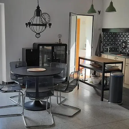 Mediterranien Terrace Apartment